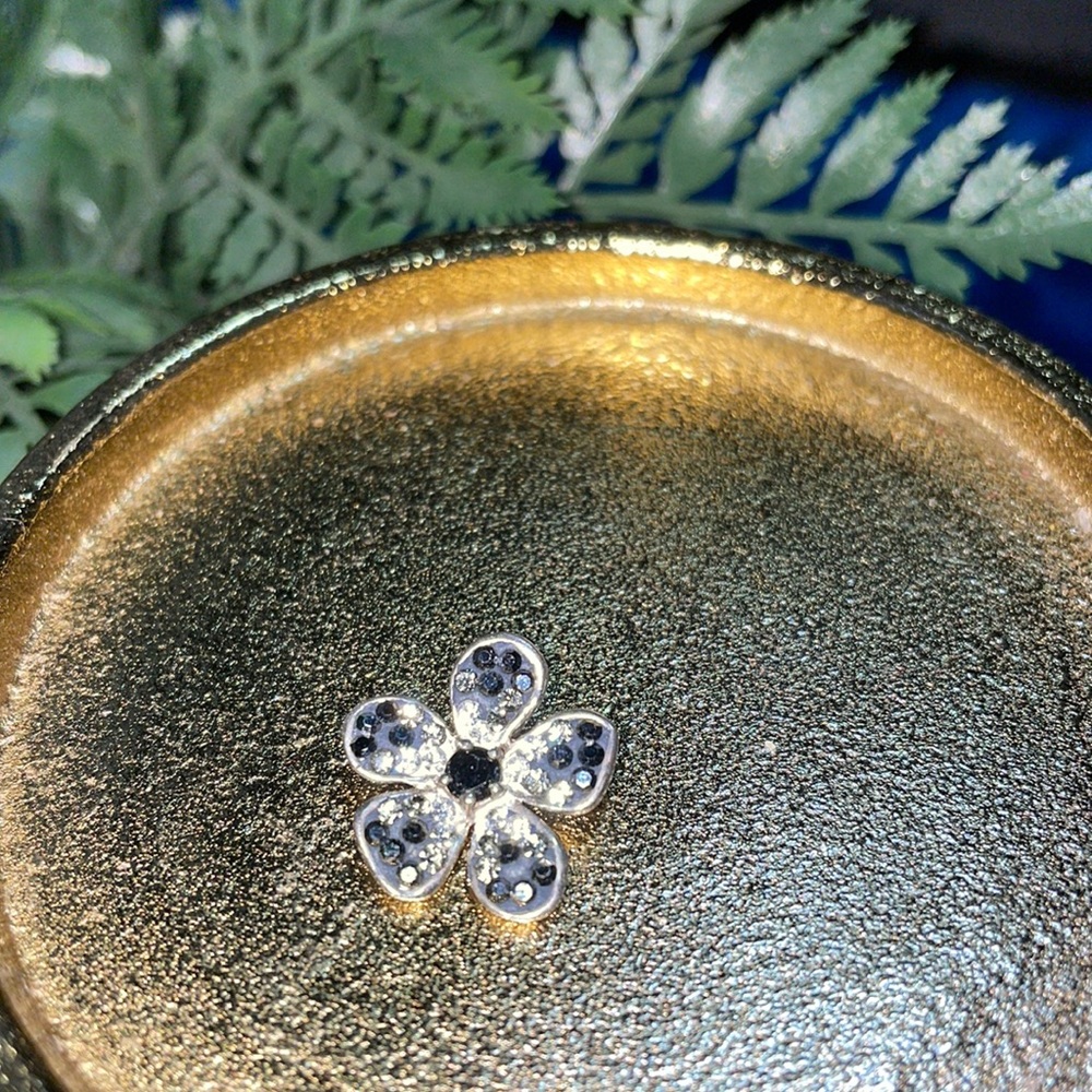 925 Sterling silver Swarovski flower pendant